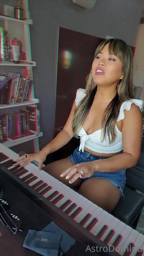 Astrodomina - Hey guys I composed a piano song